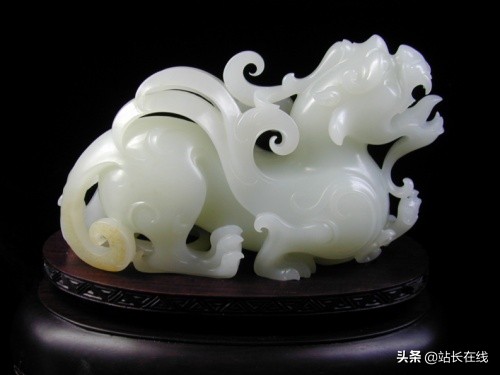 苏州玉雕上下五千年—记录苏州玉雕发展的专著《苏州玉雕》面世
